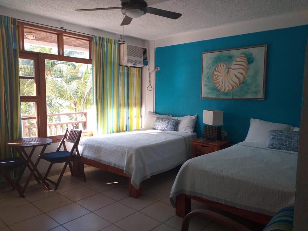 Hotel Y Restaurante Cesar Mariscos Тела Экстерьер фото