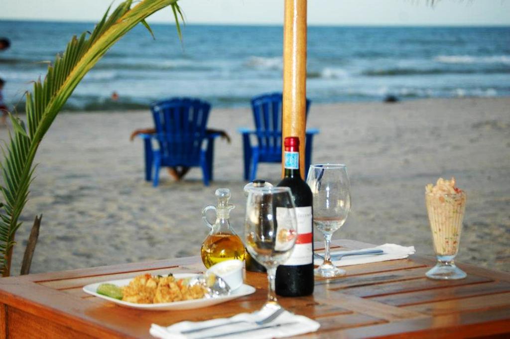 Hotel Y Restaurante Cesar Mariscos Тела Экстерьер фото
